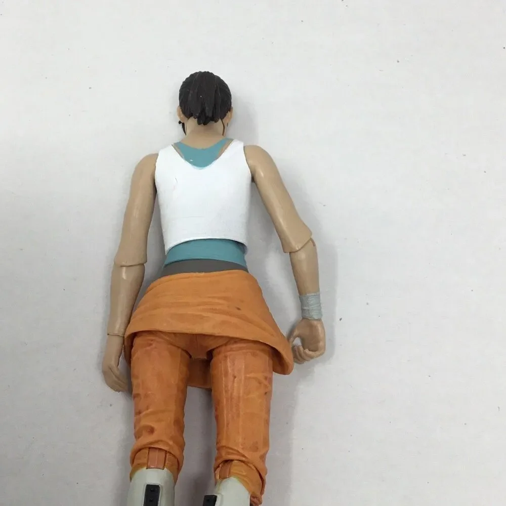 NECA Portal 2 CHELL 7-Inch Scale Action Figure No Portal Gun